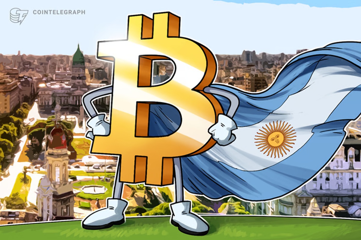 whales-are-snapping-up-bitcoin-amid-fears-trump-will-turn-the-us-into-argentina-expert-suggests