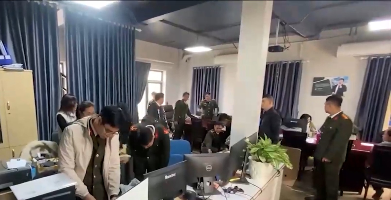 Asia, Vietnam, Police, Scams