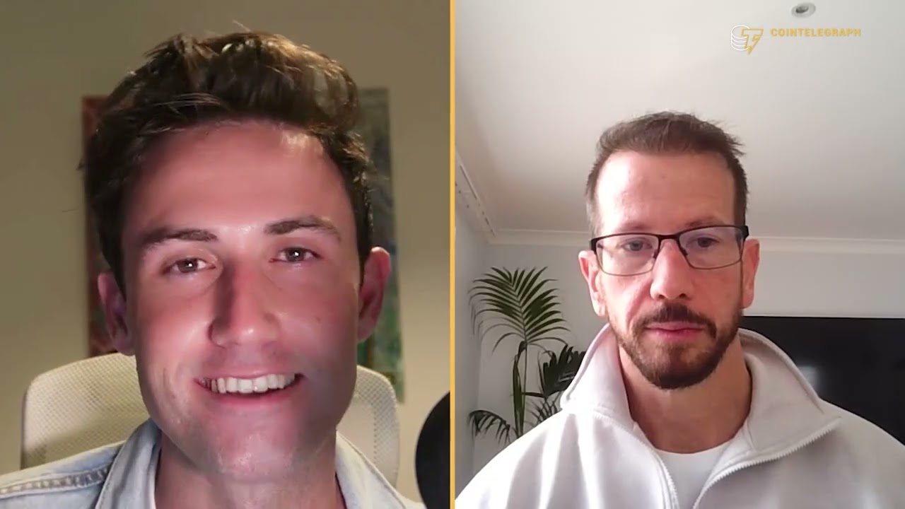 Why does Jamie Coutts believe it's currently "shopping season" for altcoins?