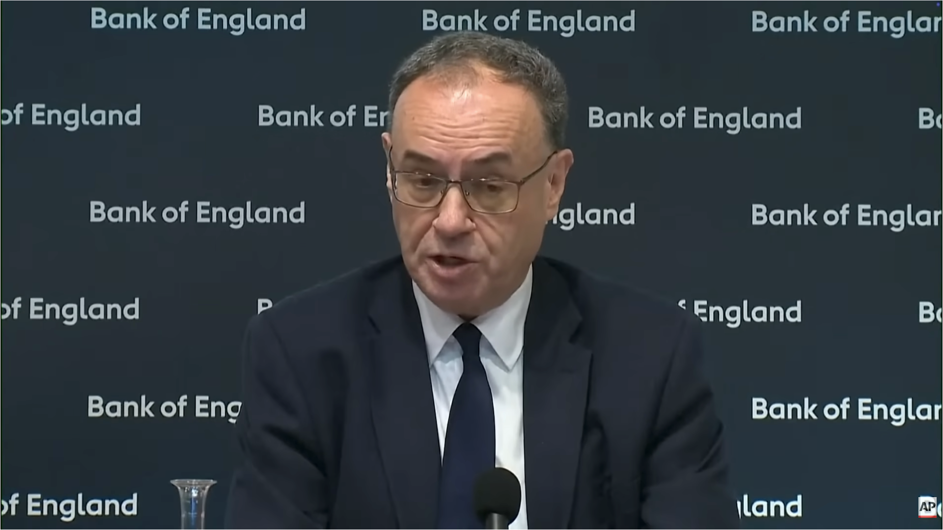 BoE’s Bailey sees a Potential ‘Wrestle’ With US Over Stablecoins
